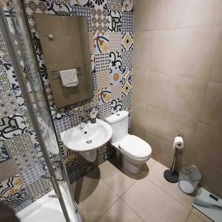 Olivias Apartment Qormi Exterior photo
